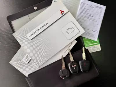 Sell Mitsubishi L200 2016 - 18500 EUR, 327000 km - AUTO.MOTO.pt