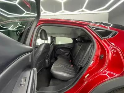 Vendo Ford Mustang Mach-E 2021 - 24999 EUR, 140000 km - AUTO.MOTO.pt