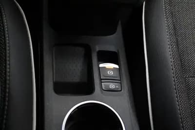 Vendo Renault Captur 2021 - 21500 EUR, 54000 km - AUTO.MOTO.pt