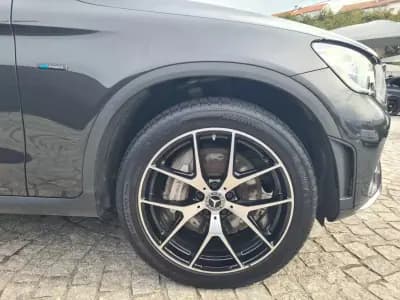Vendo Mercedes-Benz GLC 300 2021 - 45790 EUR, 94629 km - AUTO.MOTO.pt