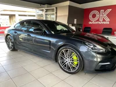 Sell Porsche Panamera 2018 - 60500 EUR, 104962 km - AUTO.MOTO.pt