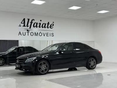 Vendo Mercedes-Benz C 200 2014 - 15890 EUR, 213000 km - AUTO.MOTO.pt