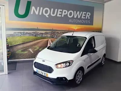 Sell Ford Transit Courier 2020 - 10990 EUR, 129167 km - AUTO.MOTO.pt