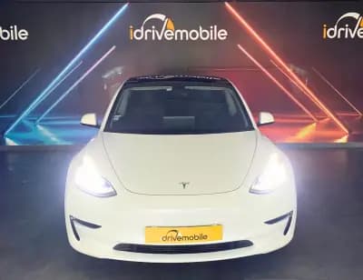 Vendo Tesla Model 3 2020 - 29900 EUR, 108726 km - AUTO.MOTO.pt