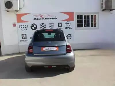Vendo Fiat 500e C 2022 - 19980 EUR, 13651 km - AUTO.MOTO.pt
