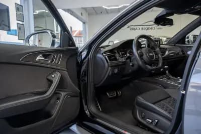 Vendo Audi RS6 Avant 2019 - 99950 EUR, 21800 km - AUTO.MOTO.pt