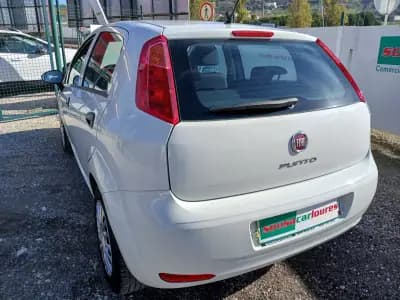Vendo Fiat Punto 2016 - 7250 EUR, 113705 km - AUTO.MOTO.pt