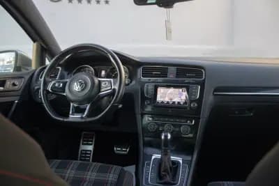 Vendo Volkswagen Golf 2014 - 19990 EUR, 167000 km - AUTO.MOTO.pt