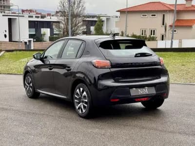 Sell Peugeot 208 2024 - 17990 EUR, 1500 km - AUTO.MOTO.pt