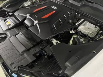 Vendo Audi SQ8 2019 - 99950 EUR, 49398 km - AUTO.MOTO.pt