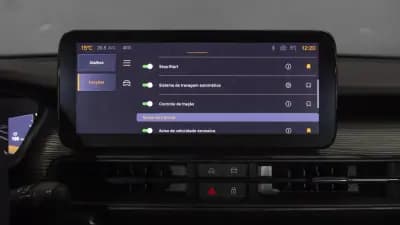 Vendo Jeep Avenger 2024 - 20900 EUR, 23500 km - AUTO.MOTO.pt