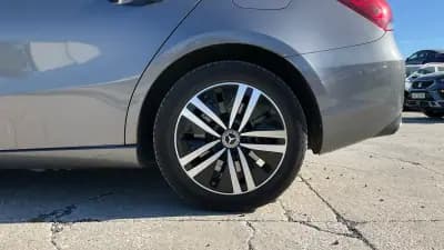 Sell Mercedes-Benz A 250 Limousine 2022 - 25800 EUR, 123100 km - AUTO.MOTO.pt