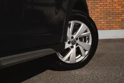 Sell Volkswagen Taigo 2024 - 21000 EUR, 50000 km - AUTO.MOTO.pt