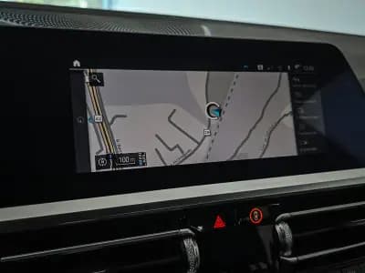 Sell BMW 330 2021 - 35000 EUR, 85000 km - AUTO.MOTO.pt