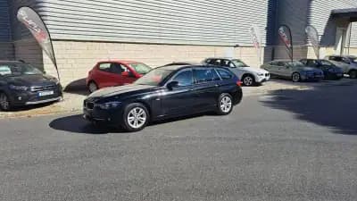 Vendo BMW 320 2018 - 21500 EUR, 131572 km - AUTO.MOTO.pt