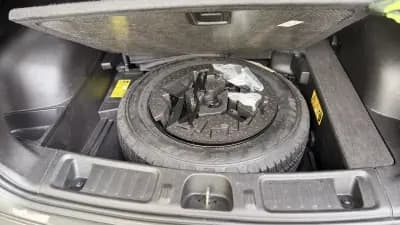 Sell Jeep Compass 2023 - 25000 EUR, 65000 km - AUTO.MOTO.pt