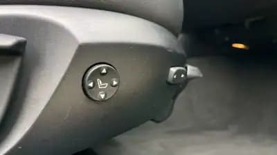 Vendo BMW 123 2007 - 11900 EUR, 253000 km - AUTO.MOTO.pt