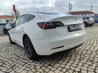 Sell Tesla Model 3 2019 - 18900 EUR, 125000 km - AUTO.MOTO.pt