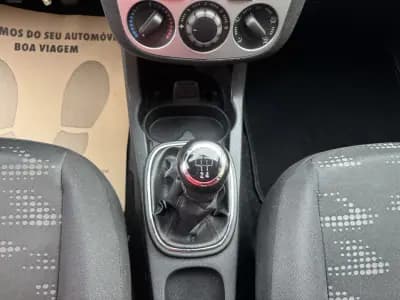 Vendo Opel Corsa 2013 - 7750 EUR, 122000 km - AUTO.MOTO.pt