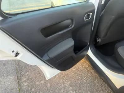 Vendo Citroën C4 Cactus 2015 - 9650 EUR, 151000 km - AUTO.MOTO.pt