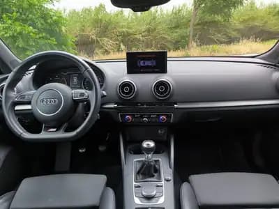 Vendo Audi A3 Sportback 2013 - 14950 EUR, 255105 km - AUTO.MOTO.pt