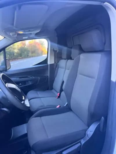 Sell Peugeot Partner 2022 - 14500 EUR, 132662 km - AUTO.MOTO.pt