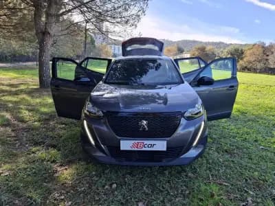 Sell Peugeot 2008 2023 - 19500 EUR, 16000 km - AUTO.MOTO.pt