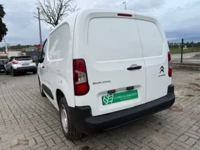 Vendo Citroën Berlingo 2022 - 15250 EUR, 101600 km - AUTO.MOTO.pt