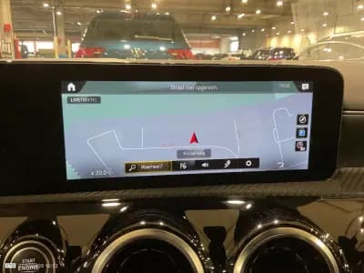 Vendo Mercedes-Benz CLA 180 2021 - 25900 EUR, 119616 km - AUTO.MOTO.pt