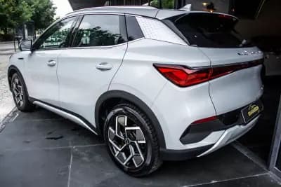 Vendo BYD Atto 3 2023 - 26990 EUR, 24998 km - AUTO.MOTO.pt