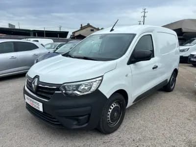 Sell Renault Express 2021 - 13990 EUR, 106000 km - AUTO.MOTO.pt