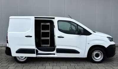 Vendo Peugeot Partner 2020 - 13990 EUR, 135000 km - AUTO.MOTO.pt