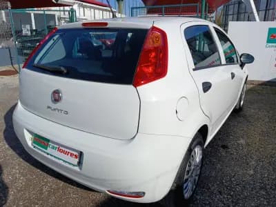 Vendo Fiat Punto 2016 - 7250 EUR, 113705 km - AUTO.MOTO.pt