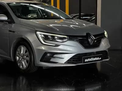 Vendo Renault Mégane Sport Tourer 2022 - 16990 EUR, 132900 km - AUTO.MOTO.pt