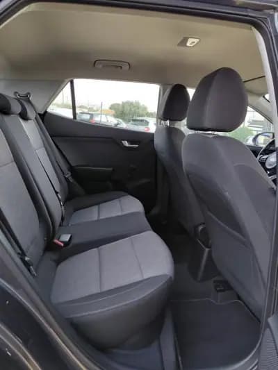 Sell Kia Stonic 2018 - 15900 EUR, 145020 km - AUTO.MOTO.pt