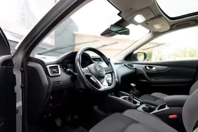 Sell Nissan Qashqai 2018 - 18900 EUR, 100000 km - AUTO.MOTO.pt