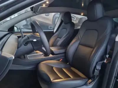 Sell Tesla Model Y 2023 - 31900 EUR, 55000 km - AUTO.MOTO.pt