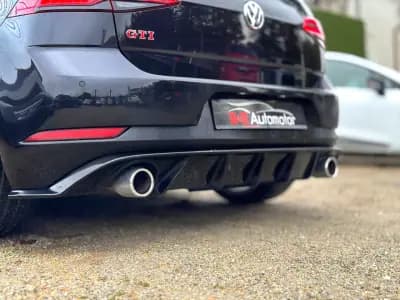 Vendo Volkswagen Golf 2019 - 27990 EUR, 110000 km - AUTO.MOTO.pt