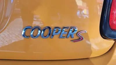 Sell MINI 2015 - 17980 EUR, 134505 km - AUTO.MOTO.pt