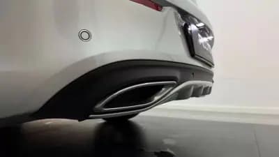 Vendo Mercedes-Benz C 220 2017 - 27990 EUR, 160170 km - AUTO.MOTO.pt