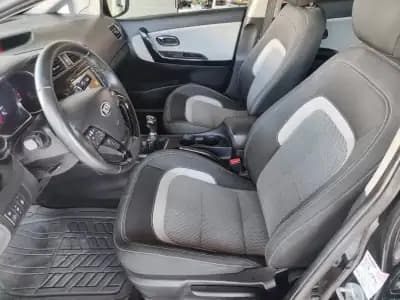 Vendo Kia Ceed SW 2015 - 8990 EUR, 144200 km - AUTO.MOTO.pt