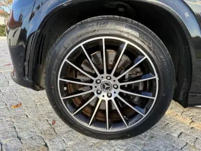 Vendo Mercedes-Benz GLE 350 2021 - 53999 EUR, 137500 km - AUTO.MOTO.pt