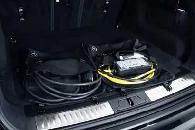 Vendo Land Rover Range Rover Velar 2021 - 52950 EUR, 67000 km - AUTO.MOTO.pt