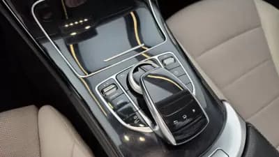 Sell Mercedes-Benz C 350 2015 - 22500 EUR, 187084 km - AUTO.MOTO.pt