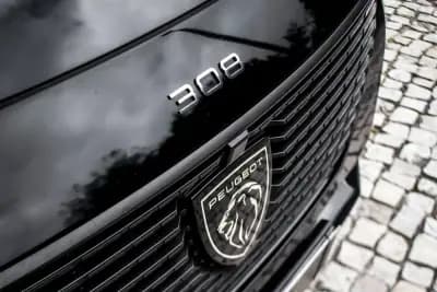 Vendo Peugeot 308 SW 2023 - 21460 EUR, 127430 km - AUTO.MOTO.pt