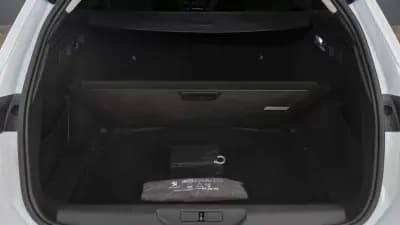 Vendo Peugeot 308 SW 2024 - 22750 EUR, 46000 km - AUTO.MOTO.pt