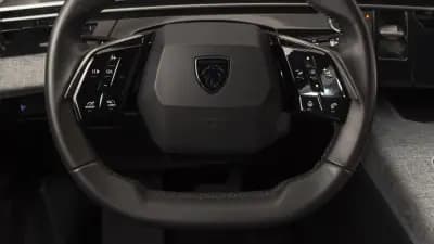 Vendo Peugeot 5008 2025 - 33900 EUR, 25000 km - AUTO.MOTO.pt