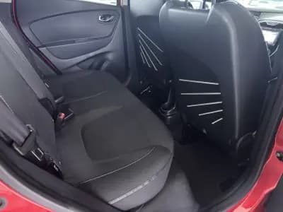 Vendo Renault Captur 2016 - 12250 EUR, 136506 km - AUTO.MOTO.pt