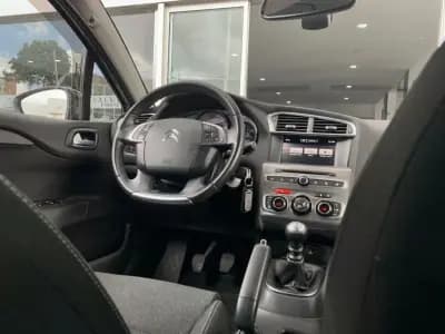 Sell Citroën C4 2016 - 10900 EUR, 147000 km - AUTO.MOTO.pt