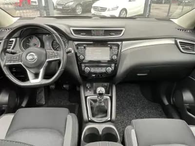 Vendo Nissan Qashqai 2018 - 19300 EUR, 148000 km - AUTO.MOTO.pt